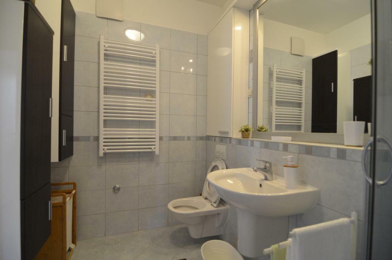 Split Apartment Sinisa المظهر الخارجي الصورة