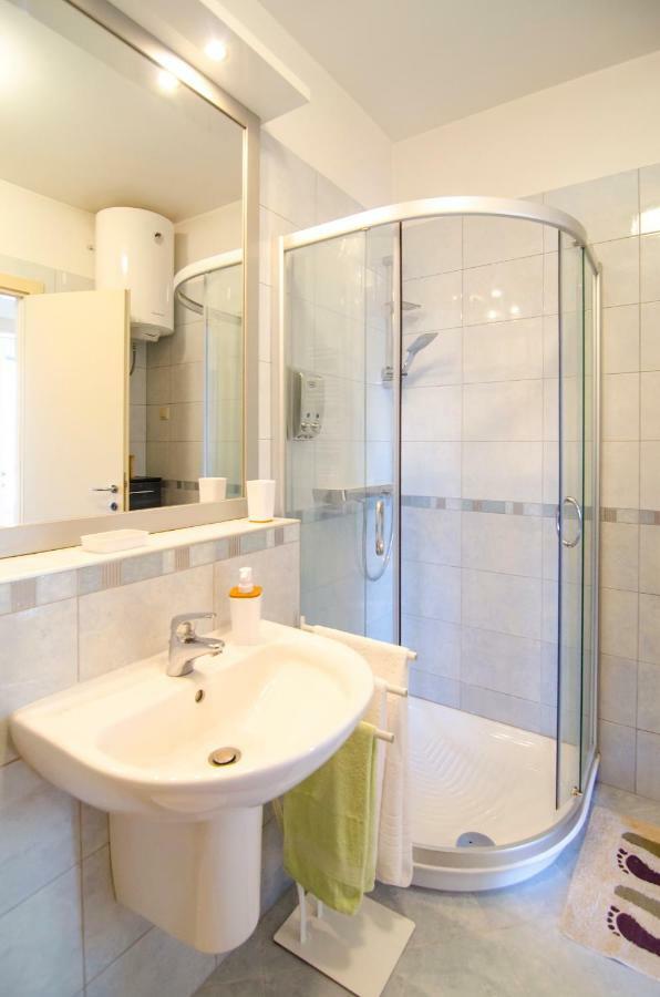 Split Apartment Sinisa المظهر الخارجي الصورة